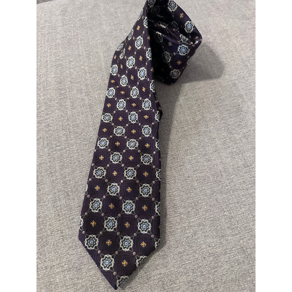 JOS. A. Bank Signature Collection Silk Necktie Floral Geometric Purple